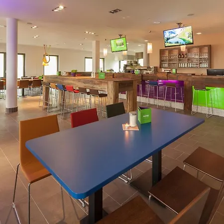 Explorer Montafon فندق 4*